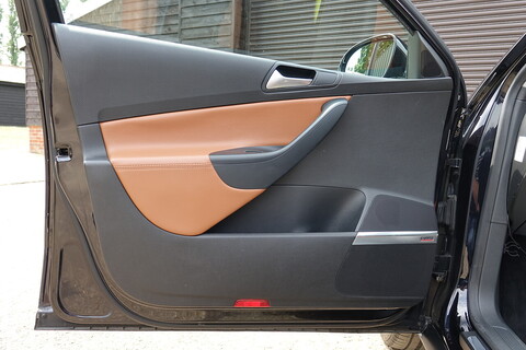 B6 3.2 V6 FSI SEL SPORT DSG 4Motion