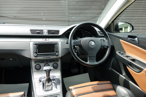 B6 3.2 V6 FSI SEL SPORT DSG 4Motion