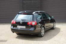 Volkswagen Passat 3.2 V6 FSI DSG 4Motion 