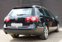 Volkswagen Passat 3.2 V6 FSI DSG 4Motion 