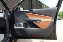 Volkswagen Passat 3.2 V6 FSI DSG 4Motion 