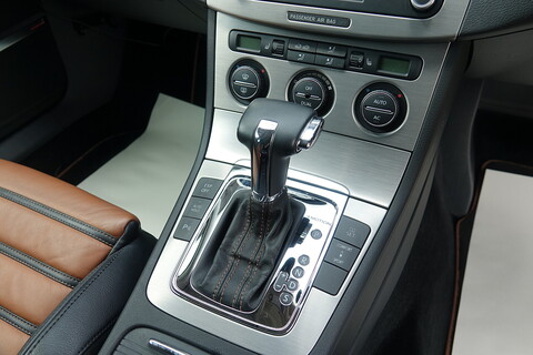 B6 3.2 V6 FSI SEL SPORT DSG 4Motion