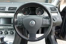 Volkswagen Passat 3.2 V6 FSI DSG 4Motion 