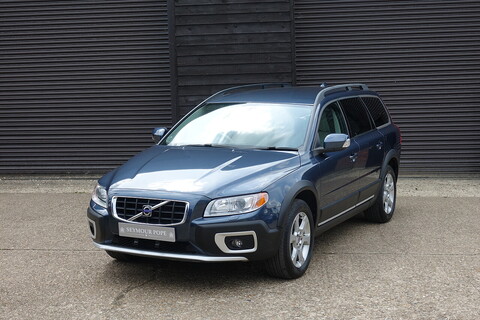 SE LUX Estate 3.2 Automatic Petrol