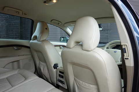 SE LUX Estate 3.2 Automatic Petrol