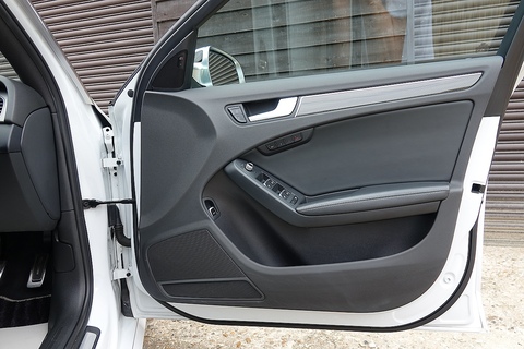 S4 Avant Quattro Estate 3.0 Automatic Petrol