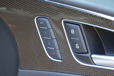 S6 4.0 TFSI V8 Quattro Saloon Saloon 4.0 Automatic Petrol