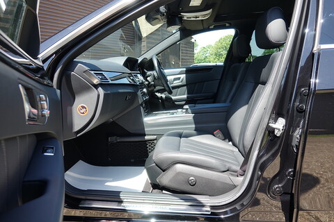 E350 V6 AVANTGARDE SE Estate 3500 Automatic Petrol