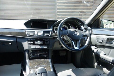 E350 V6 AVANTGARDE SE Estate 3500 Automatic Petrol