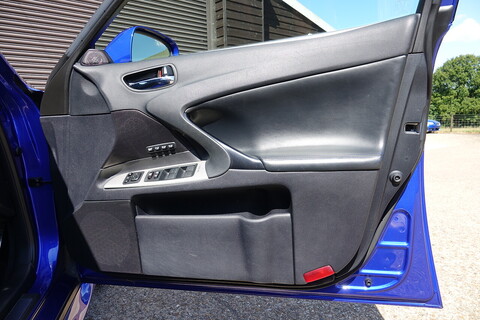 Lexus IS F 5.0 V8 Saloon Automatic (Beautiful High Spec Example)