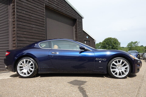4.2 V8 Coupe 2dr Petrol Auto Euro 4 (405 ps)