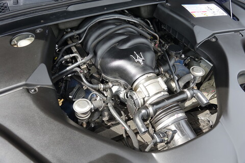 4.2 V8 Coupe 2dr Petrol Auto Euro 4 (405 ps)