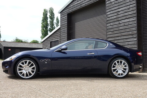 4.2 V8 Coupe 2dr Petrol Auto Euro 4 (405 ps)