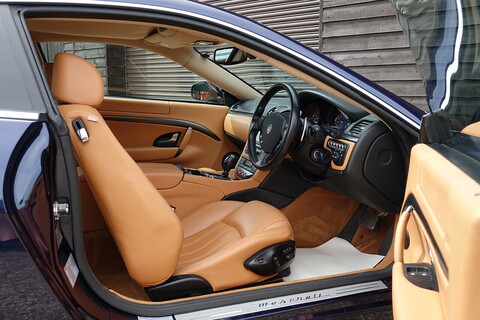 4.2 V8 Coupe 2dr Petrol Auto Euro 4 (405 ps)