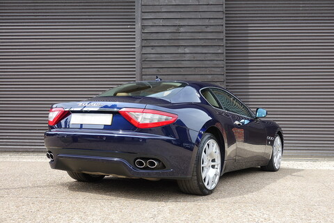 4.2 V8 Coupe 2dr Petrol Auto Euro 4 (405 ps)