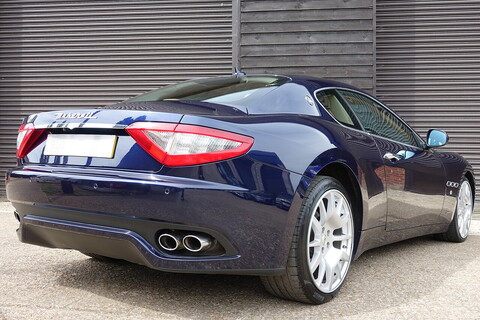 4.2 V8 Coupe 2dr Petrol Auto Euro 4 (405 ps)