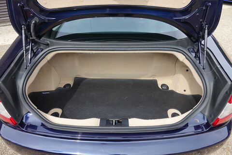 4.2 V8 Coupe 2dr Petrol Auto Euro 4 (405 ps)
