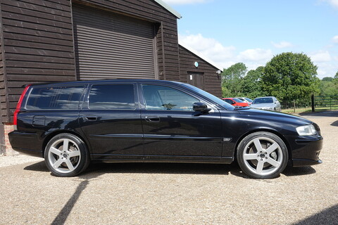 2.5 R AWD Automatic Estate 2500 Automatic Petrol