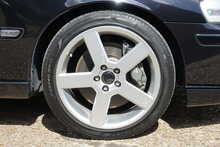 Volvo V70 2.5 R AWD Automatic 