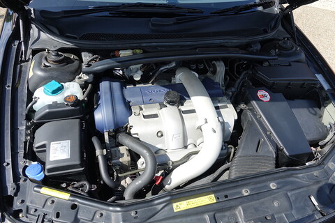 2.5 R AWD Automatic Estate 2500 Automatic Petrol