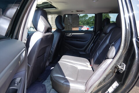 2.5 R AWD Automatic Estate 2500 Automatic Petrol