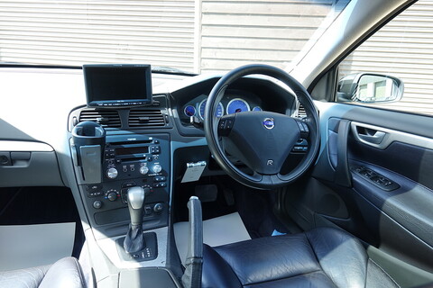 2.5 R AWD Automatic Estate 2500 Automatic Petrol