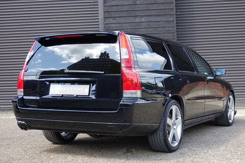 2.5 R AWD Automatic Estate 2500 Automatic Petrol