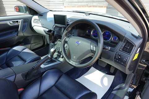 2.5 R AWD Automatic Estate 2500 Automatic Petrol