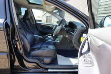 Volvo V70 2.5 R AWD Automatic 