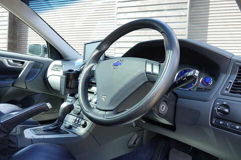 2.5 R AWD Automatic Estate 2500 Automatic Petrol