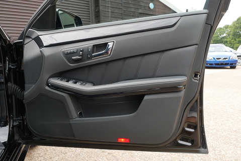 E 350 V6 SPORT AMG 7 G-Tronic Estate Estate 3500 Automatic Petrol