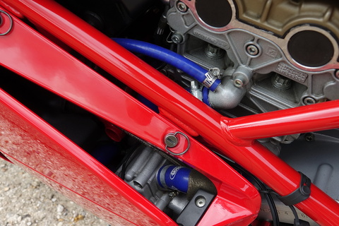 R Testastretta 749.5 Petrol