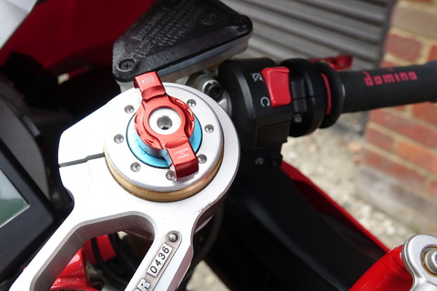 R Testastretta 749.5 Petrol