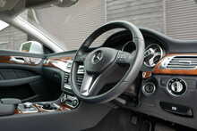 Mercedes-Benz CLS 350 V6 BlueEFFICIENCY 