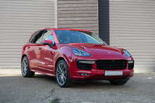 Porsche Cayenne T V6 GTS 