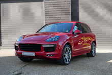 Porsche Cayenne T V6 GTS 