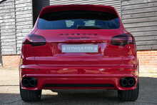 Porsche Cayenne T V6 GTS 