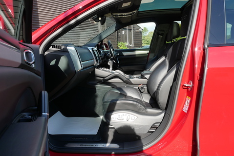 3.6T V6 GTS SUV 5dr Petrol TiptronicS 4WD Euro 6 (s/s) (440 ps)