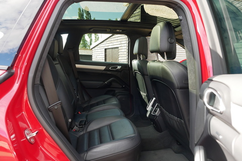 3.6T V6 GTS SUV 5dr Petrol TiptronicS 4WD Euro 6 (s/s) (440 ps)