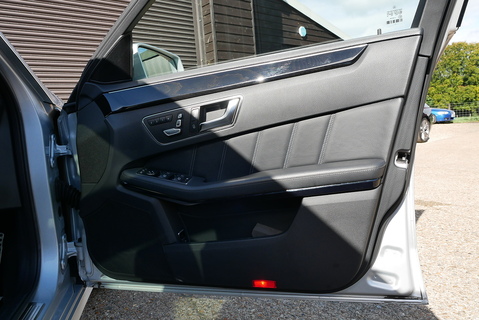 E350 Avantgarde Estate 3.5 Automatic Petrol