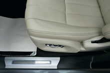 Land Rover Range Rover 4.4 SD V8 Autobiography AWD Automatic 