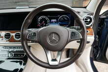 Mercedes-Benz E Class E400 4MATIC EXCLUSIVE Automatic 