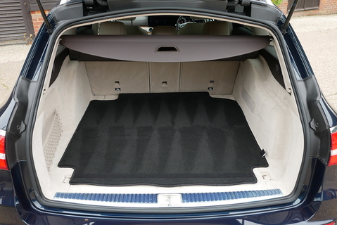 E400  Estate 3500 Automatic Petrol