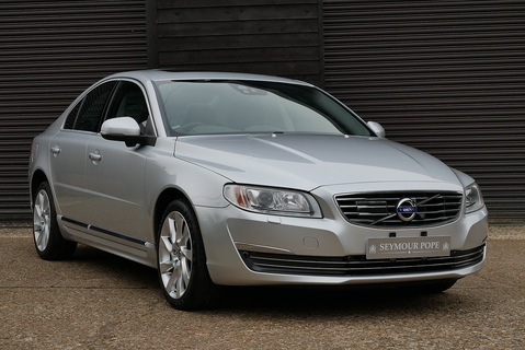 3.0 T6 Inscription AWD Saloon 3.0 Semi Auto Petrol