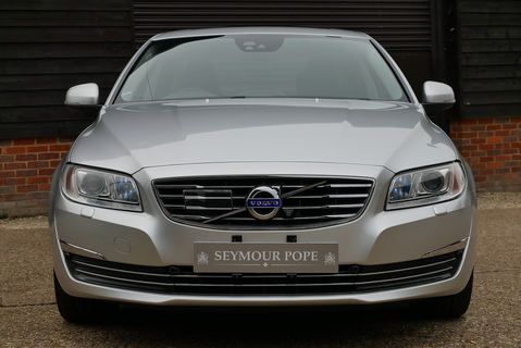 3.0 T6 Inscription AWD Saloon 3.0 Semi Auto Petrol