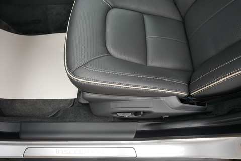 3.0 T6 Inscription AWD Saloon 3.0 Semi Auto Petrol