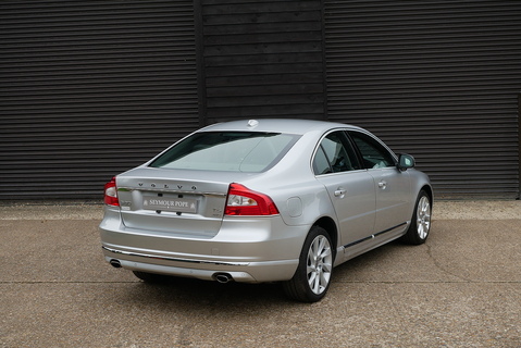3.0 T6 Inscription AWD Saloon 3.0 Semi Auto Petrol