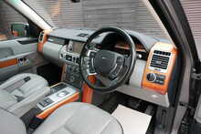 Land Rover Range Rover 4.4 TD V8 Vogue AWD Automatic 