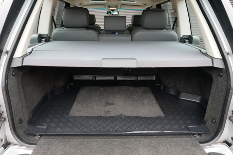 Range Rover 4.4i V8 Vogue Automatic AWD (1 Owner from new.. Totally Original)