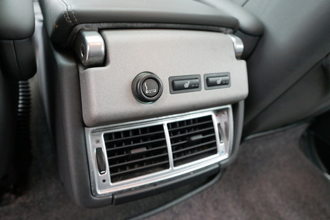 Range Rover 4.4i V8 Vogue Automatic AWD (1 Owner from new.. Totally Original)